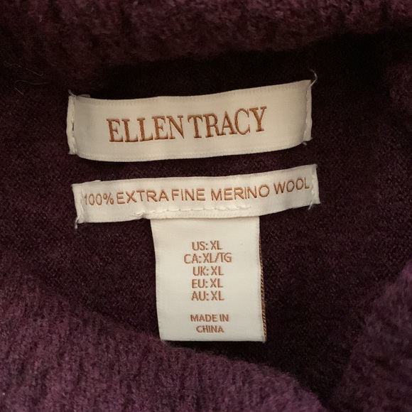 Merino Wool Plum Turtleneck Sweater - Picture 5 of 6